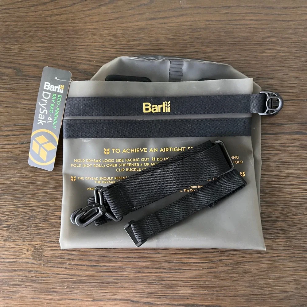 Barlii DrySak 6L Eco-Friendly TPU Dry Bag Waterproof Smoke Grey Gold Logo NEW